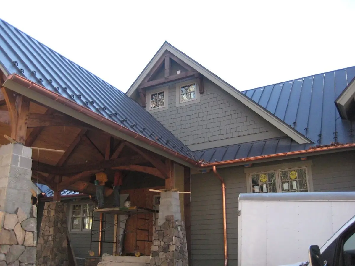 Craftsman Roofing team delivering quality roofing work in Perry Heights
